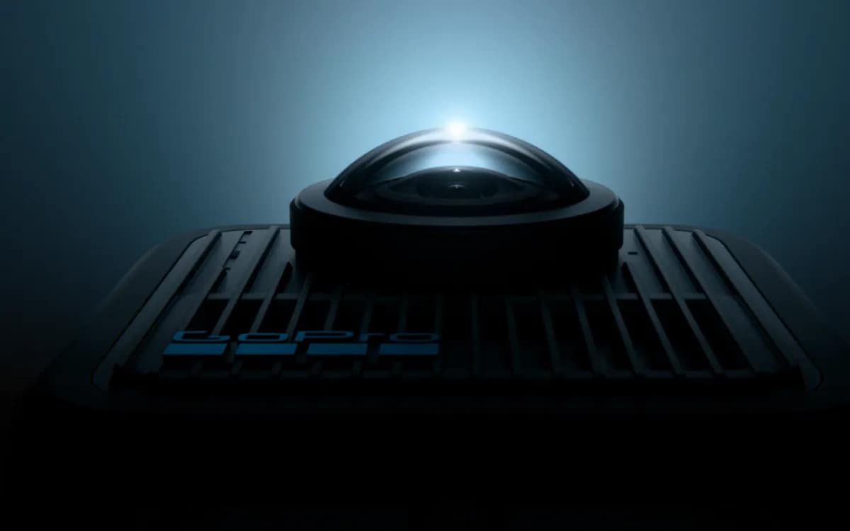 Close-up of the spherical lens of the 360 ​​GoPro MAX2 camera