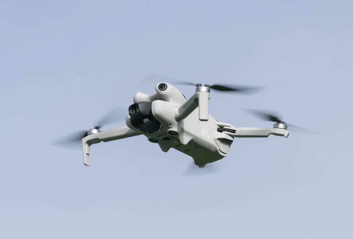 DJI Mini 4 Pro : le drone compact idéal pour vos vacances