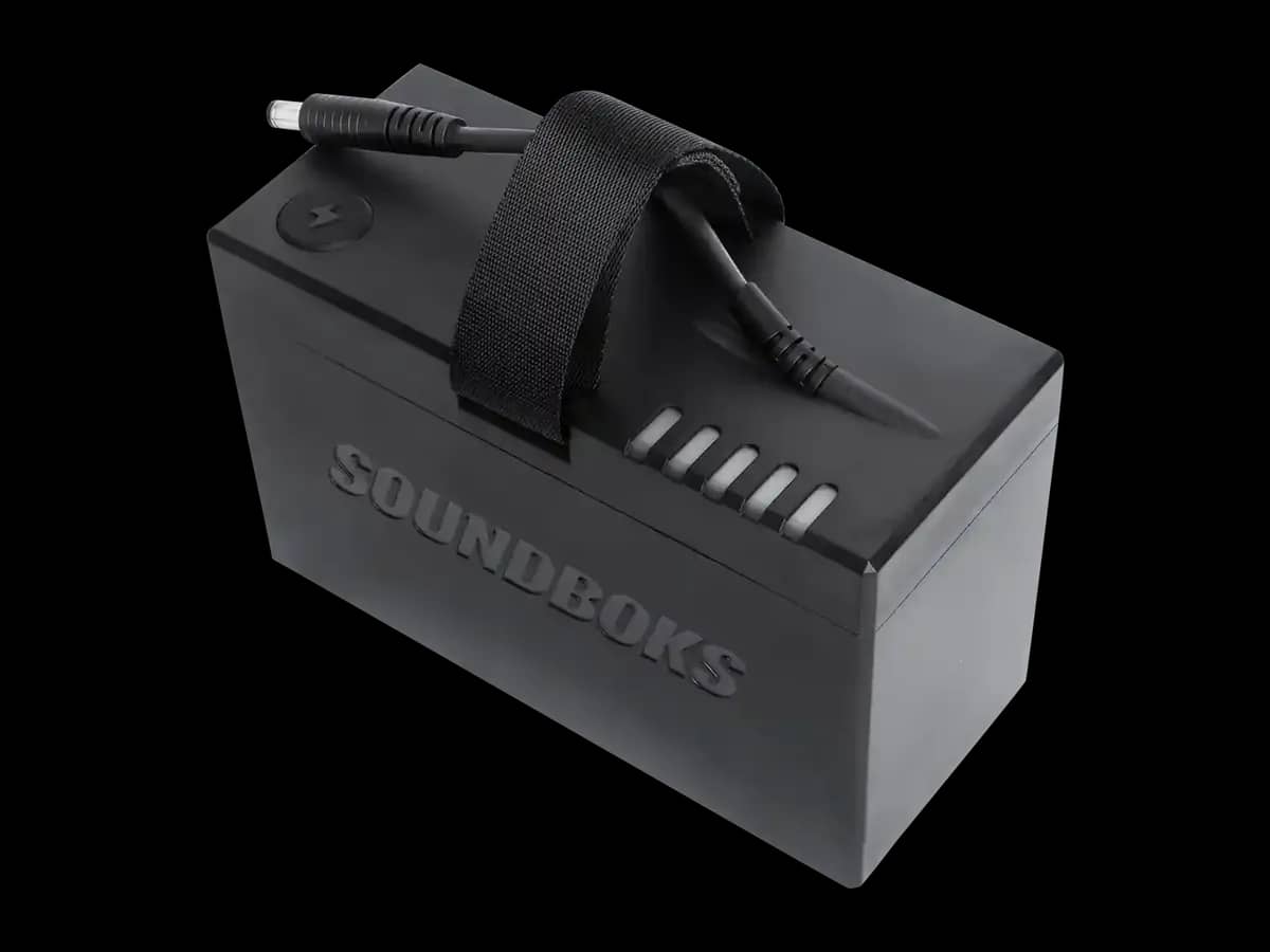 Batterie Soundboks amovible, une est fournie chargée avec la Soundboks 4