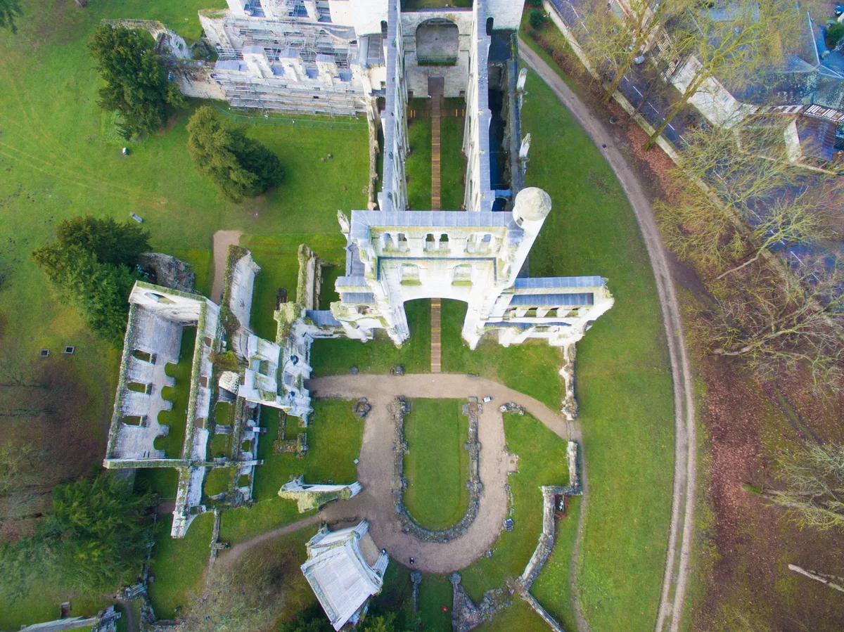 Drone voor onroerend goed: hoe u de waarde van een onroerend goed kunt verhogen met luchtfoto's