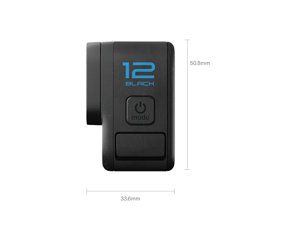 La GoPro HERO 12 Black de profil, porte de batterie fermée