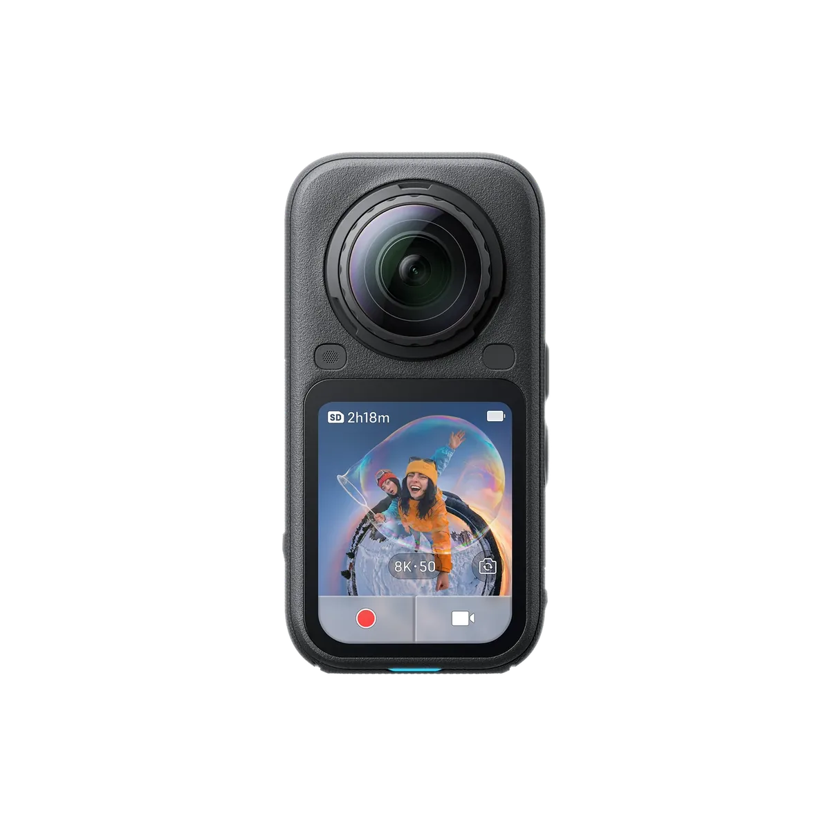 Insta360 X6 noire de face, écran affichant une vue 360 et la mention 8K·50