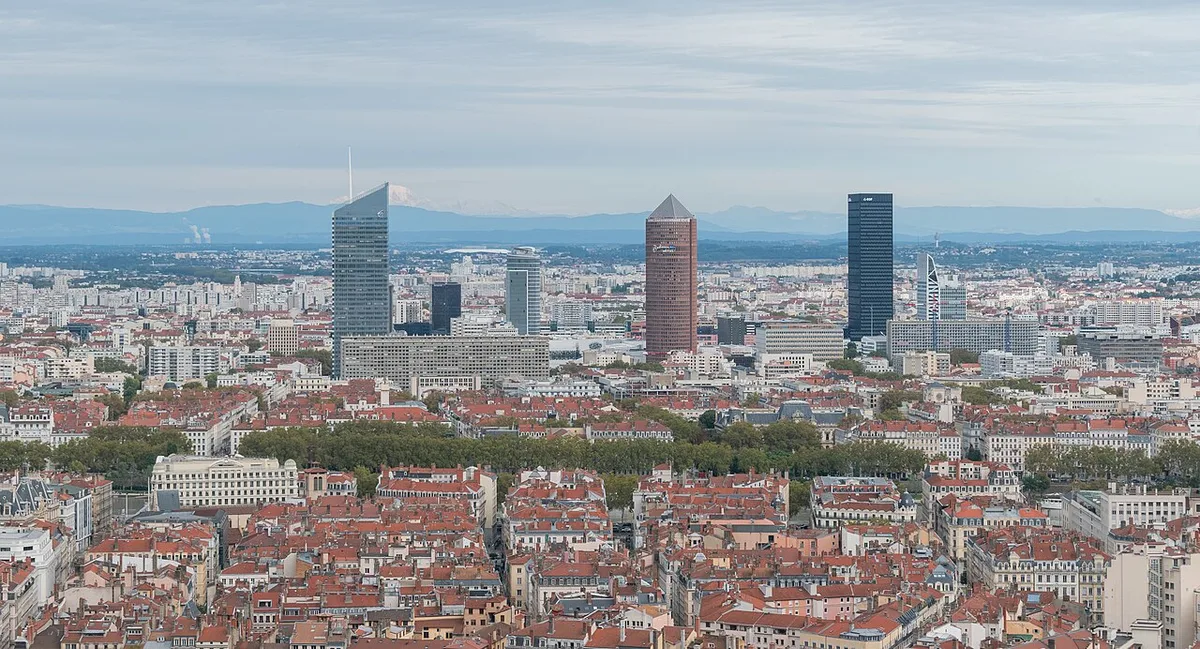 Réglementation drone à Lyon : guide pratique 2026