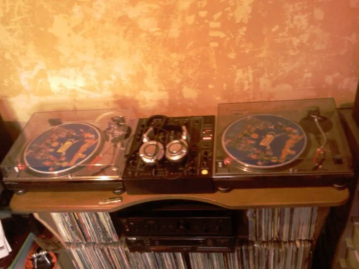 Technics SL-1210 MK2 : pourquoi cette platine est une légende du DJ