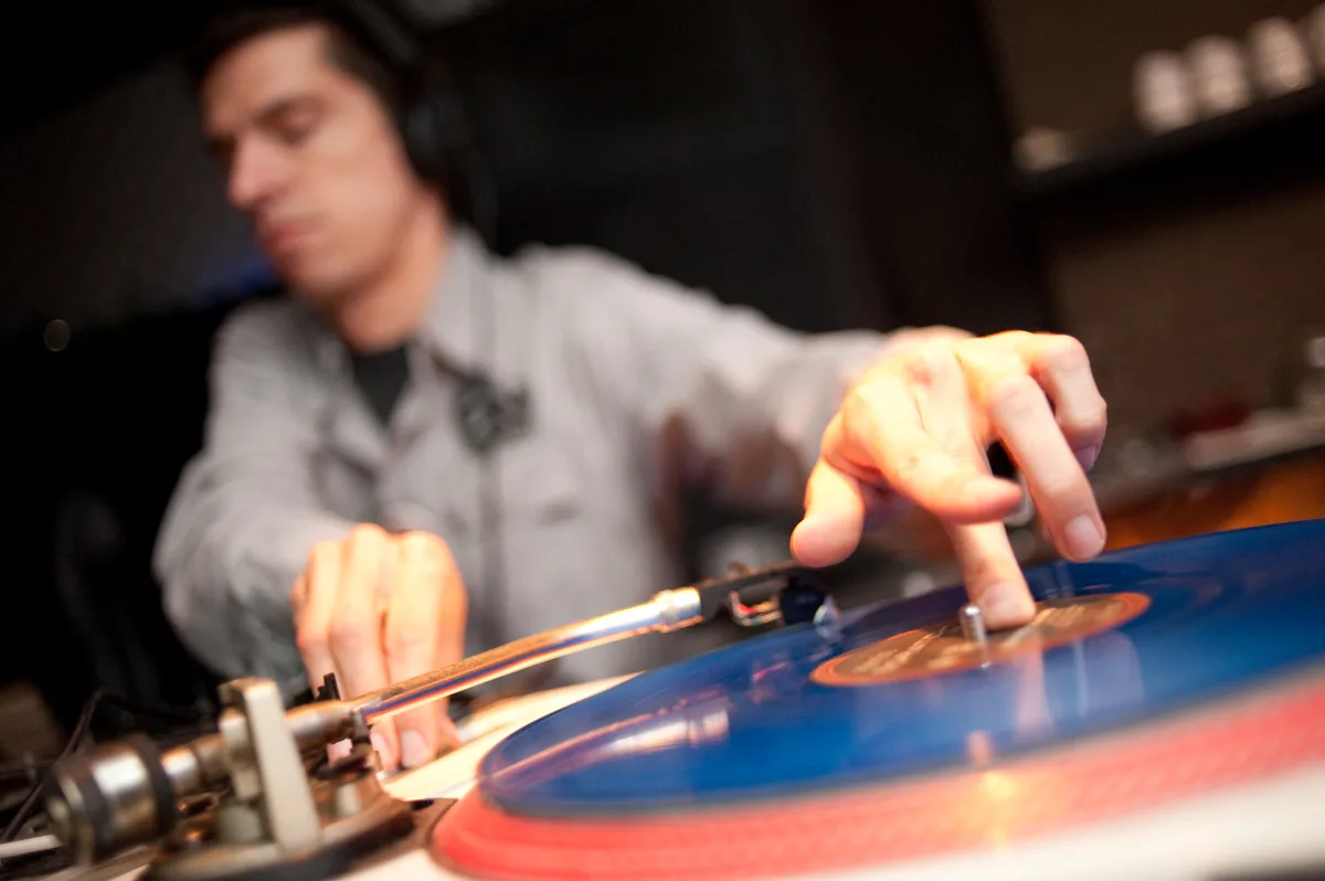 Technics SL-1210 MK2 : pourquoi cette platine est une légende du DJ