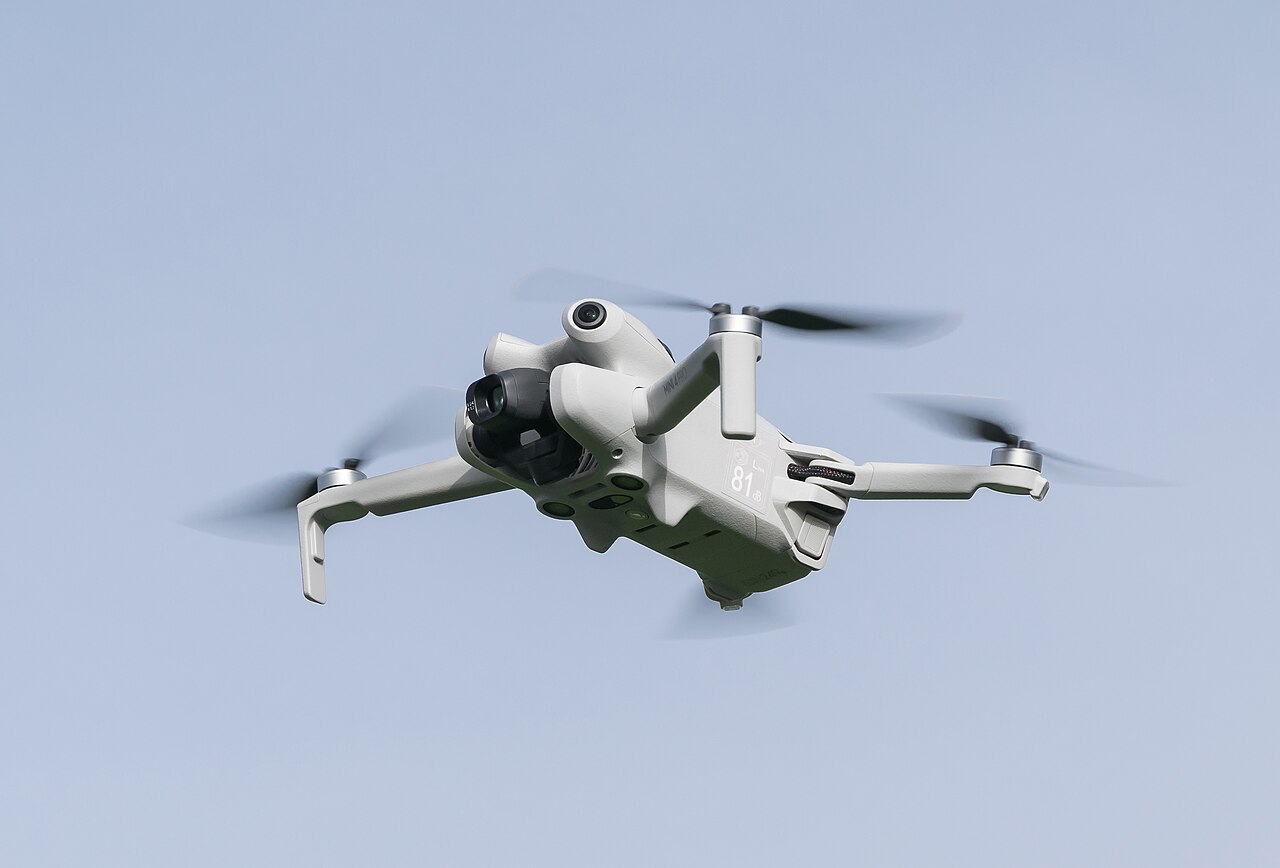 DJI Mini 5 Pro vs Mini 4 Pro : comparatif complet pour bien choisir