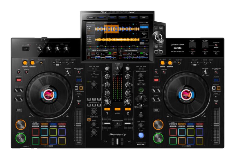 Location matériel DJ à Lyon : platines Technics et contrôleur Pioneer