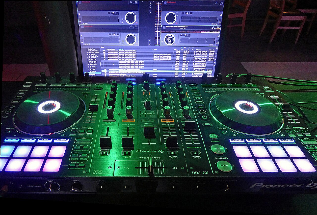 Comment connecter le Pioneer XDJ-RX3 à Rekordbox
